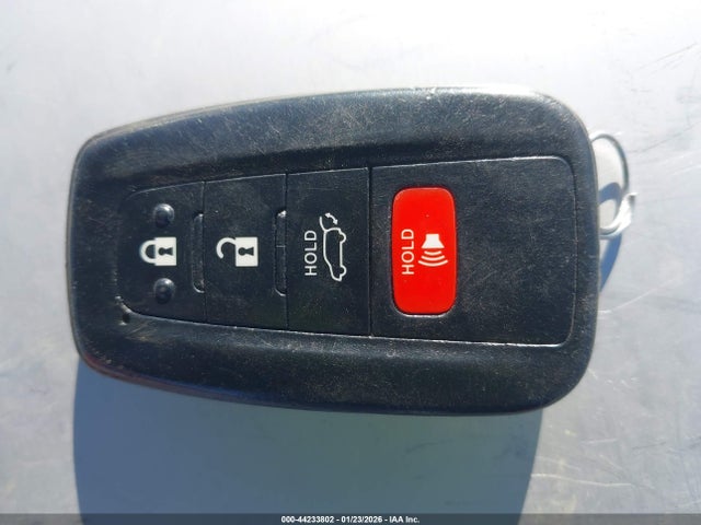 JTMA1RFV0KD514113 Toyota Rav4 Xle Premium