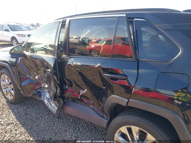 JTMA1RFV0KD514113 Toyota Rav4 Xle Premium