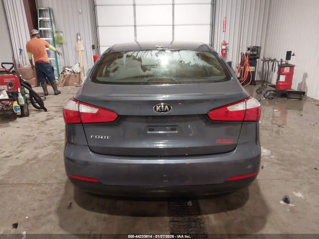 Продажа на аукционе авто 2016 Kia Forte Lx, vin: KNAFK4A66G5571131, номер лота: 44233814