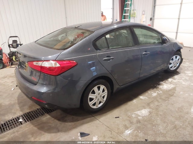 Продажа на аукционе авто 2016 Kia Forte Lx, vin: KNAFK4A66G5571131, номер лота: 44233814