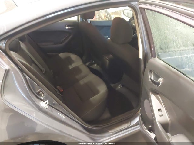 Продажа на аукционе авто 2016 Kia Forte Lx, vin: KNAFK4A66G5571131, номер лота: 44233814