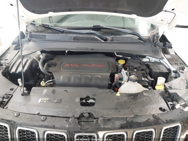 Jeep Compass Latitude 4x4 2018 3C4NJDBB3JT493038 Image 10