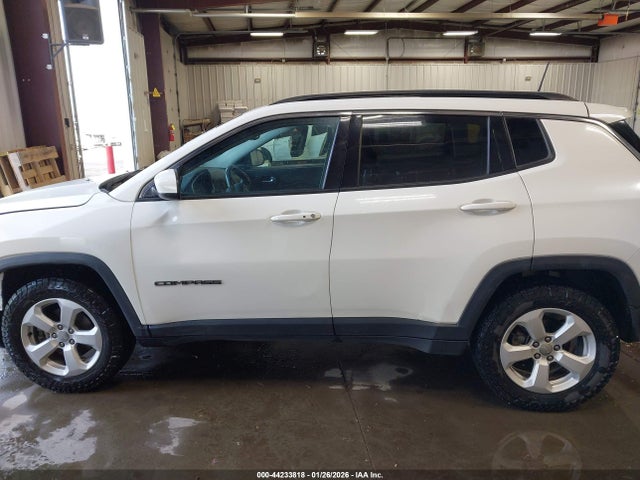 Jeep Compass Latitude 4x4 2018 3C4NJDBB3JT493038 Image 14