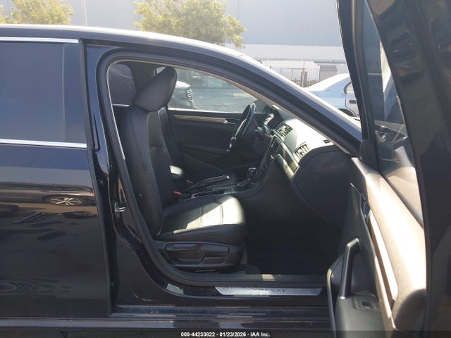 Aukcja sprzedaży 2018 Volkswagen Passat 2.0t Se, vin: 1VWBA7A36JC025263, numer aukcji: 44233822