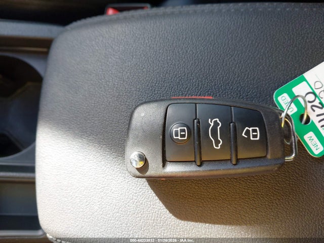 Продажа на аукционе авто 2020 Audi Q3 Premium Plus 45 Tfsi S Line Quattro Tiptronic, vin: WA1EECF3XL1030772, номер лота: 44233832