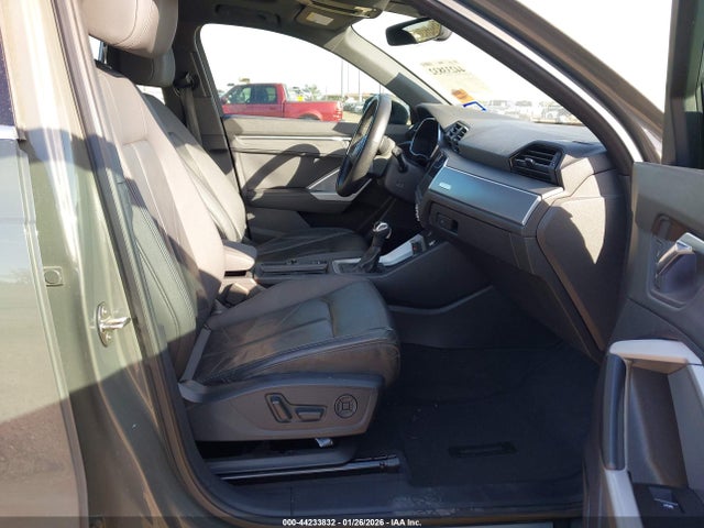 Продажа на аукционе авто 2020 Audi Q3 Premium Plus 45 Tfsi S Line Quattro Tiptronic, vin: WA1EECF3XL1030772, номер лота: 44233832