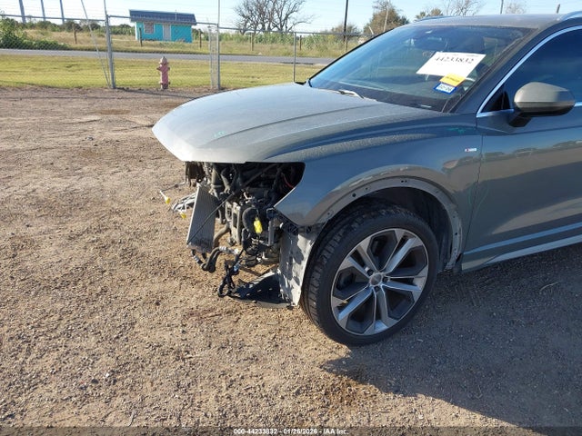 Продажа на аукционе авто 2020 Audi Q3 Premium Plus 45 Tfsi S Line Quattro Tiptronic, vin: WA1EECF3XL1030772, номер лота: 44233832