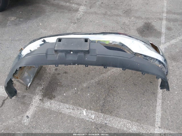 1GCVKPEHXJZ322424 Chevrolet Silverado 1500 Custom