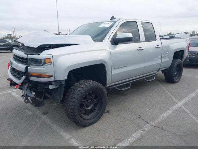 1GCVKPEHXJZ322424 Chevrolet Silverado 1500 Custom