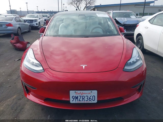 2020 Tesla Model 3 Standard Range Plus Rear-wheel Drive/standard Range Rear-wheel Drive მანქანა იყიდება აუქციონზე, vin: 5YJ3E1EA1LF615037, აუქციონის ნომერი: 44233885