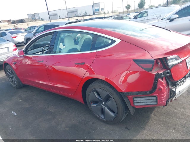 2020 Tesla Model 3 Standard Range Plus Rear-wheel Drive/standard Range Rear-wheel Drive მანქანა იყიდება აუქციონზე, vin: 5YJ3E1EA1LF615037, აუქციონის ნომერი: 44233885