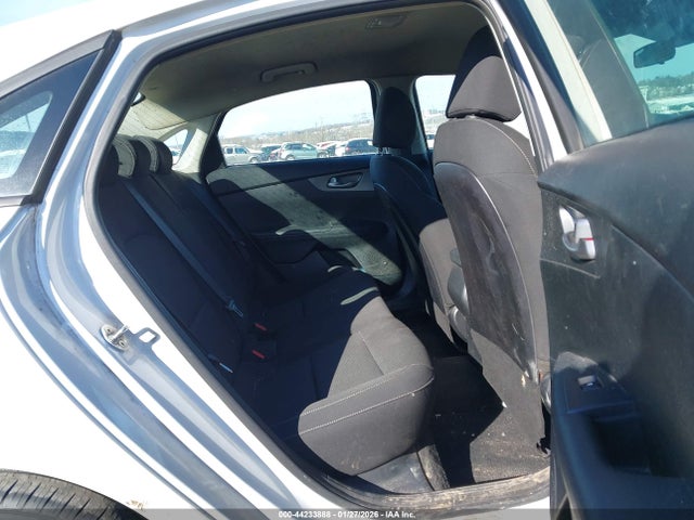 KIA Forte Lxs 2019 3KPF24AD3KE124285 Image 8