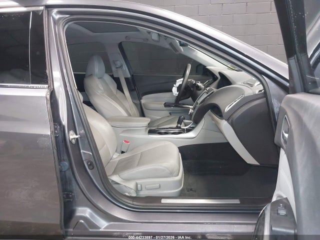 44233897 :رقم المزاد ، 19UUB1F51JA000767 vin ، 2018 Acura Tlx Tech Pkg مزاد بيع