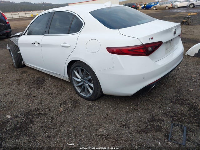 2017 ALFA ROMEO GIULIA ZARFAEDNXH7550518 Photo 2