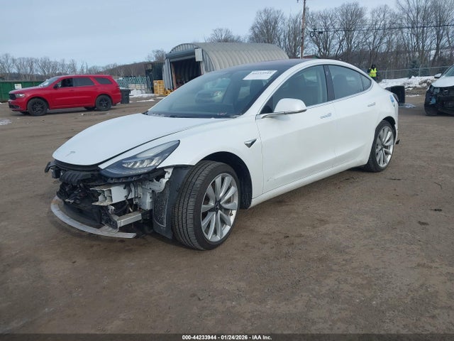 2018 TESLA MODEL 3 5YJ3E1EA5JF033455 Photo 1