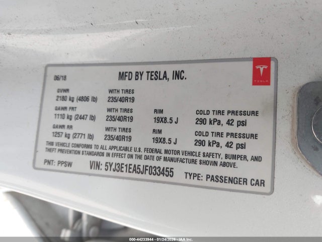 2018 TESLA MODEL 3 5YJ3E1EA5JF033455 Photo 8