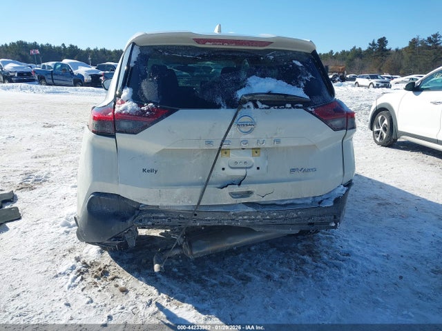 JN8AT3BB0MW201769 Nissan Rogue Sv Intelligent Awd