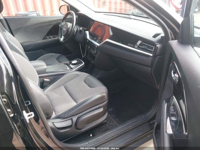 KNDCC3LG6N5148405 KIA Niro Ev Ex