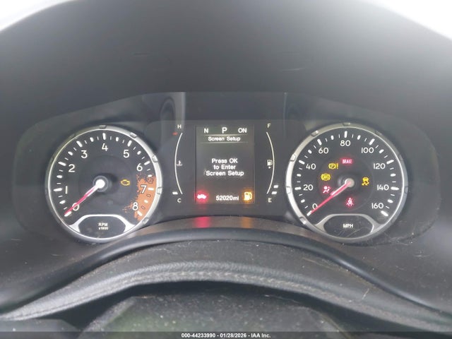 44233990 :رقم المزاد ، ZACCJABT5FPC36640 vin ، 2015 Jeep Renegade Latitude مزاد بيع