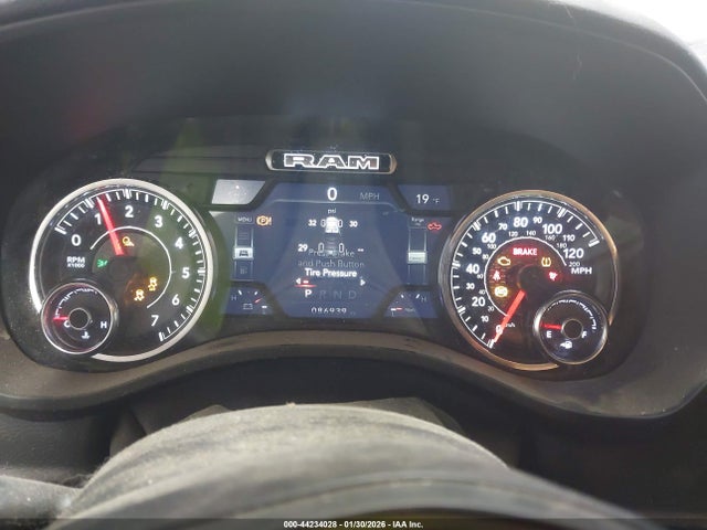 44234028 :رقم المزاد ، 1C6SRFBT2KN515183 vin ، 2019 Ram 1500 Big Horn/lone Star  4x4 6'4 Box مزاد بيع
