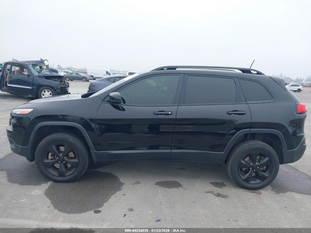 1C4PJMDS1HW599546 Jeep Cherokee High Altitude 4x4