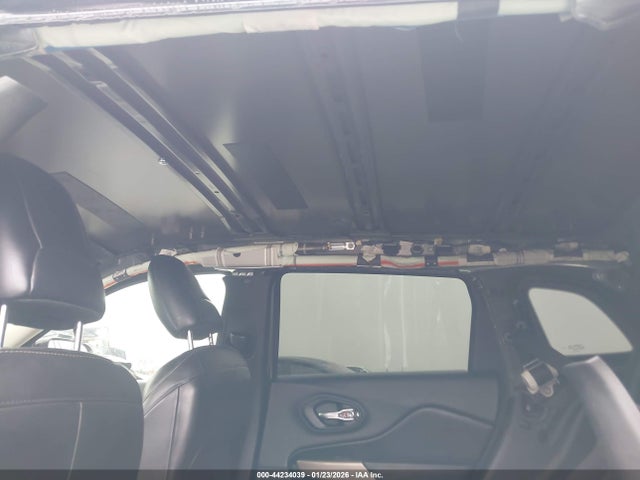 1C4PJMDS1HW599546 Jeep Cherokee High Altitude 4x4