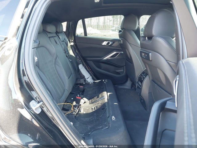 2022 BMW X6 5UXCY6C03N9K74850 Photo 7
