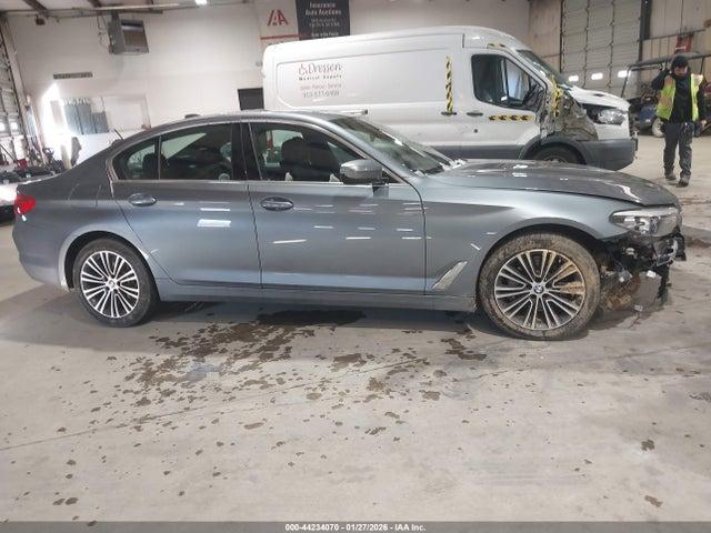 44234070 :رقم المزاد ، WBAJA7C58KG911346 vin ، 2019 Bmw 530i Xdrive مزاد بيع