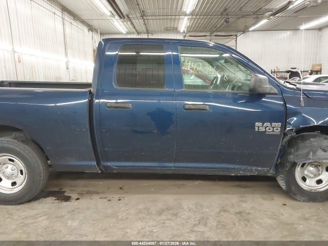 2019 Ram 1500 Classic Tradesman  4x4 6'4 Box მანქანა იყიდება აუქციონზე, vin: 1C6RR7FG5KS656686, აუქციონის ნომერი: 44234087