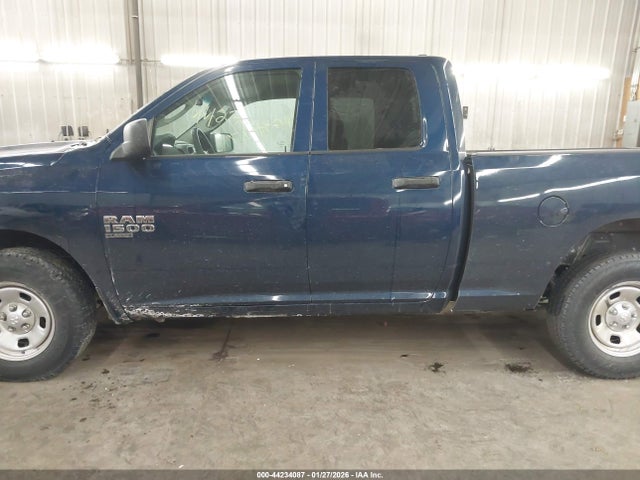 2019 Ram 1500 Classic Tradesman  4x4 6'4 Box მანქანა იყიდება აუქციონზე, vin: 1C6RR7FG5KS656686, აუქციონის ნომერი: 44234087