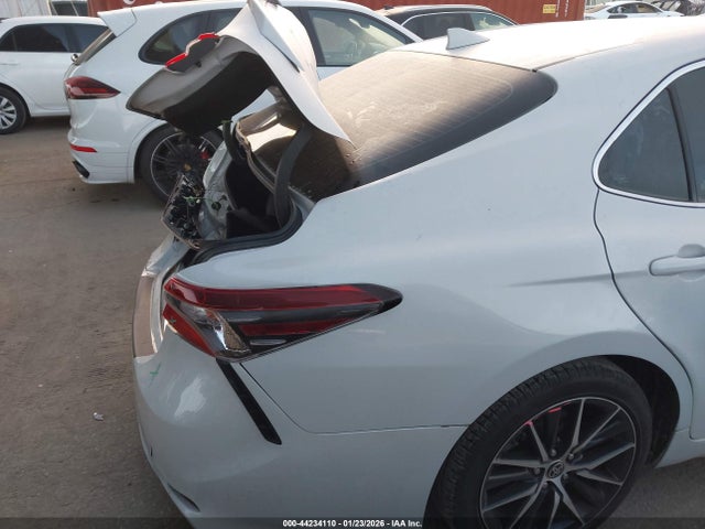 4T1T11AK3PU107798 Toyota CAMRY SE