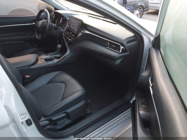 4T1T11AK3PU107798 Toyota CAMRY SE