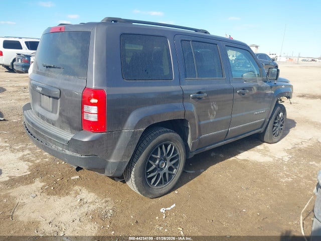 1C4NJPBA1HD149006 Jeep Patriot Sport Fwd