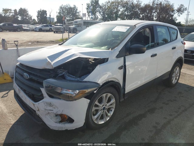 Ford ESCAPE S 2019 1FMCU0F70KUC04892 Image 2