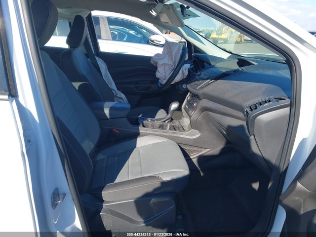 Ford ESCAPE S 2019 1FMCU0F70KUC04892 Image 5