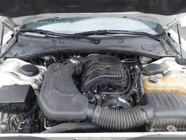 2C3CDXHG9EH338970 Dodge Charger Sxt
