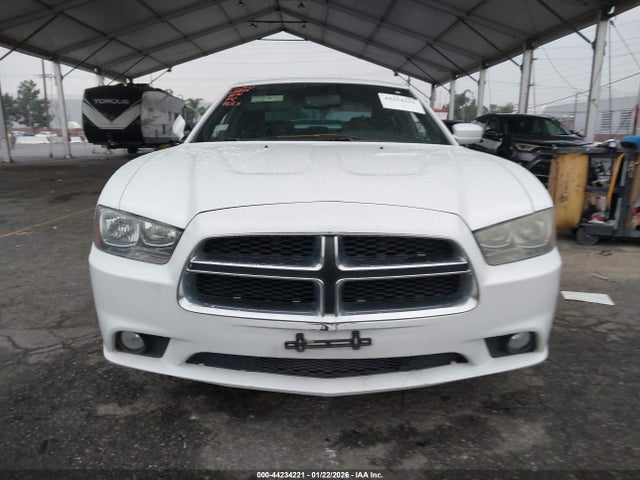 2C3CDXHG9EH338970 Dodge Charger Sxt