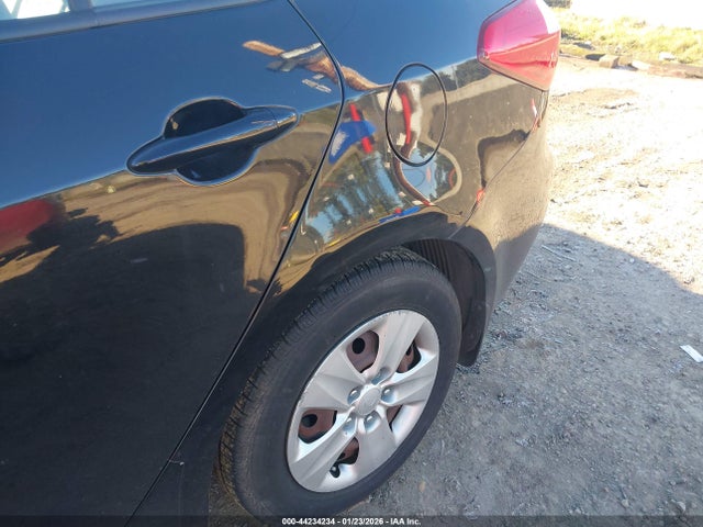 KNAFK4A6XF5410263 KIA FORTE LX