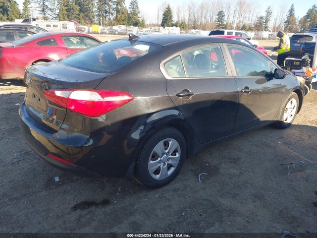 KNAFK4A6XF5410263 KIA FORTE LX