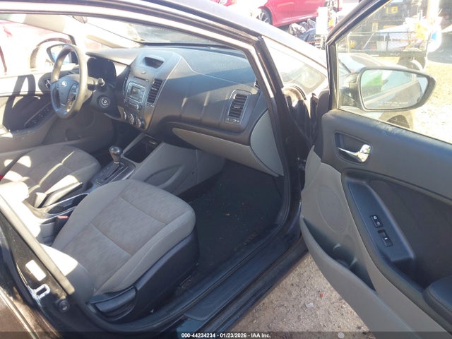 KNAFK4A6XF5410263 KIA FORTE LX