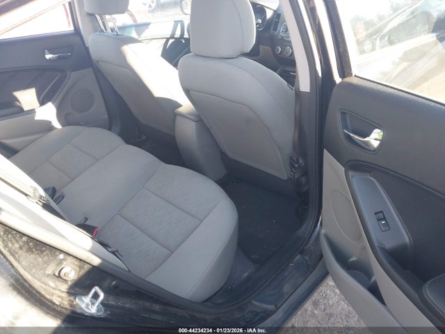 KNAFK4A6XF5410263 KIA FORTE LX