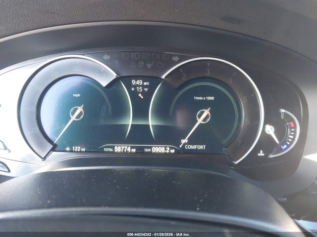2019 Bmw 530i Xdrive მანქანა იყიდება აუქციონზე, vin: WBAJA7C5XKG910330, აუქციონის ნომერი: 44234242
