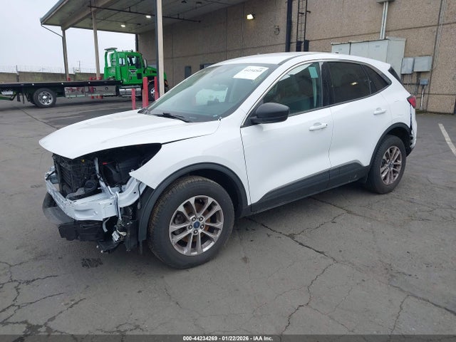 1FMCU9G64NUB42699 Ford ESCAPE SE