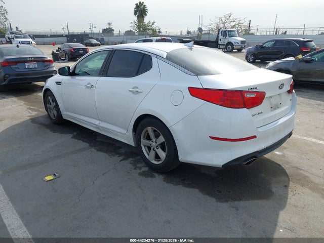 KNAGM4A71F5650549 KIA Optima Lx