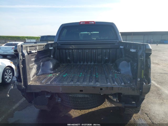 5TFAW5F16GX543256 Toyota Tundra Platinum 5.7l V8