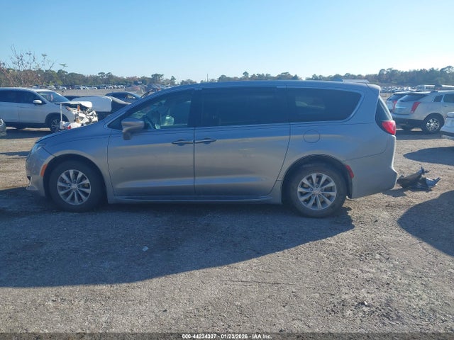 Aukcja sprzedaży 2018 Chrysler Pacifica Touring Plus, vin: 2C4RC1FG2JR115747, numer aukcji: 44234307