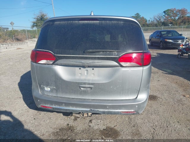 Aukcja sprzedaży 2018 Chrysler Pacifica Touring Plus, vin: 2C4RC1FG2JR115747, numer aukcji: 44234307