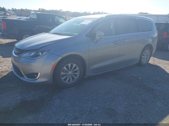Aukcja sprzedaży 2018 Chrysler Pacifica Touring Plus, vin: 2C4RC1FG2JR115747, numer aukcji: 44234307