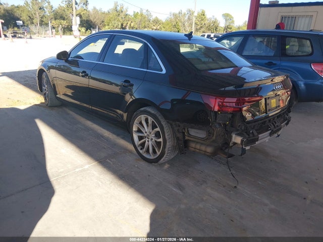 2019 AUDI A4 WAUGMAF46KN002387 Photo 2