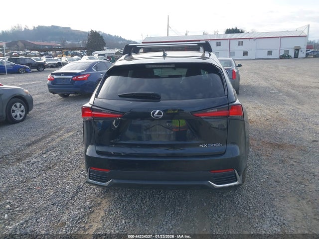 JTJBJRBZXK2100956 Lexus NX 300H